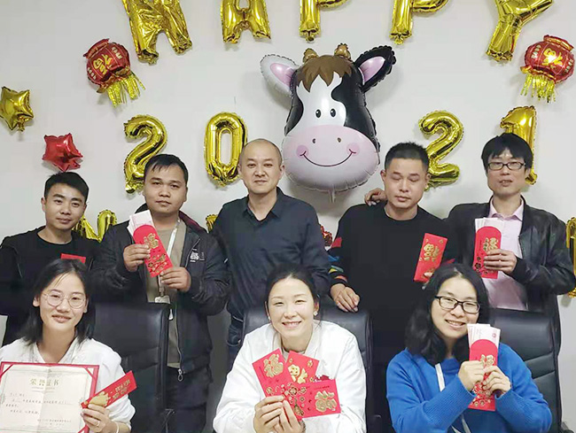 榮創(chuàng)服務(wù)團(tuán)隊(duì)展示(七) 榮創(chuàng)服務(wù)團(tuán)隊(duì)展示(七)